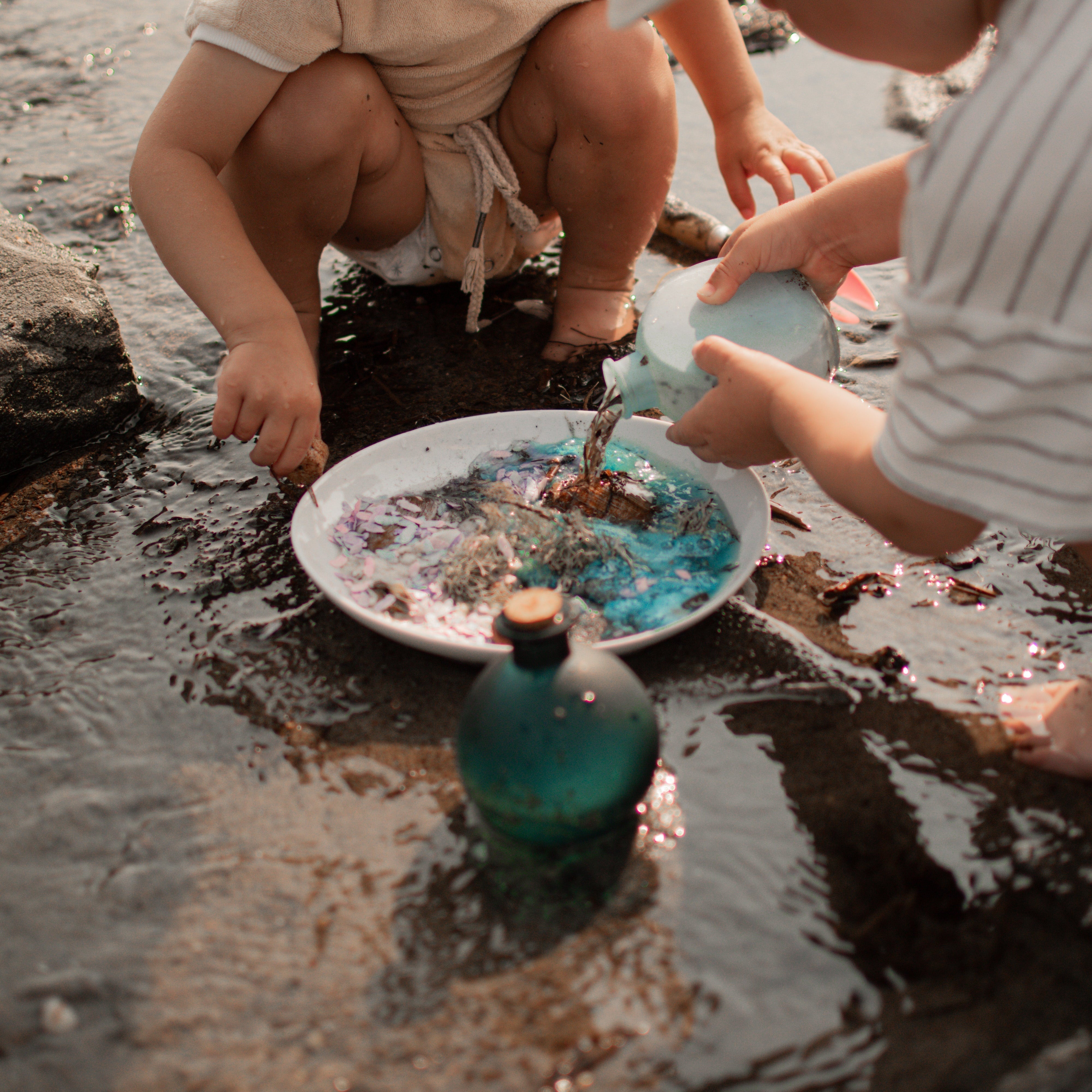 5 Magical Summer Sensory Activities for Screen-Free Family Fun (At the Campground, Cabin, or in the Backyard)