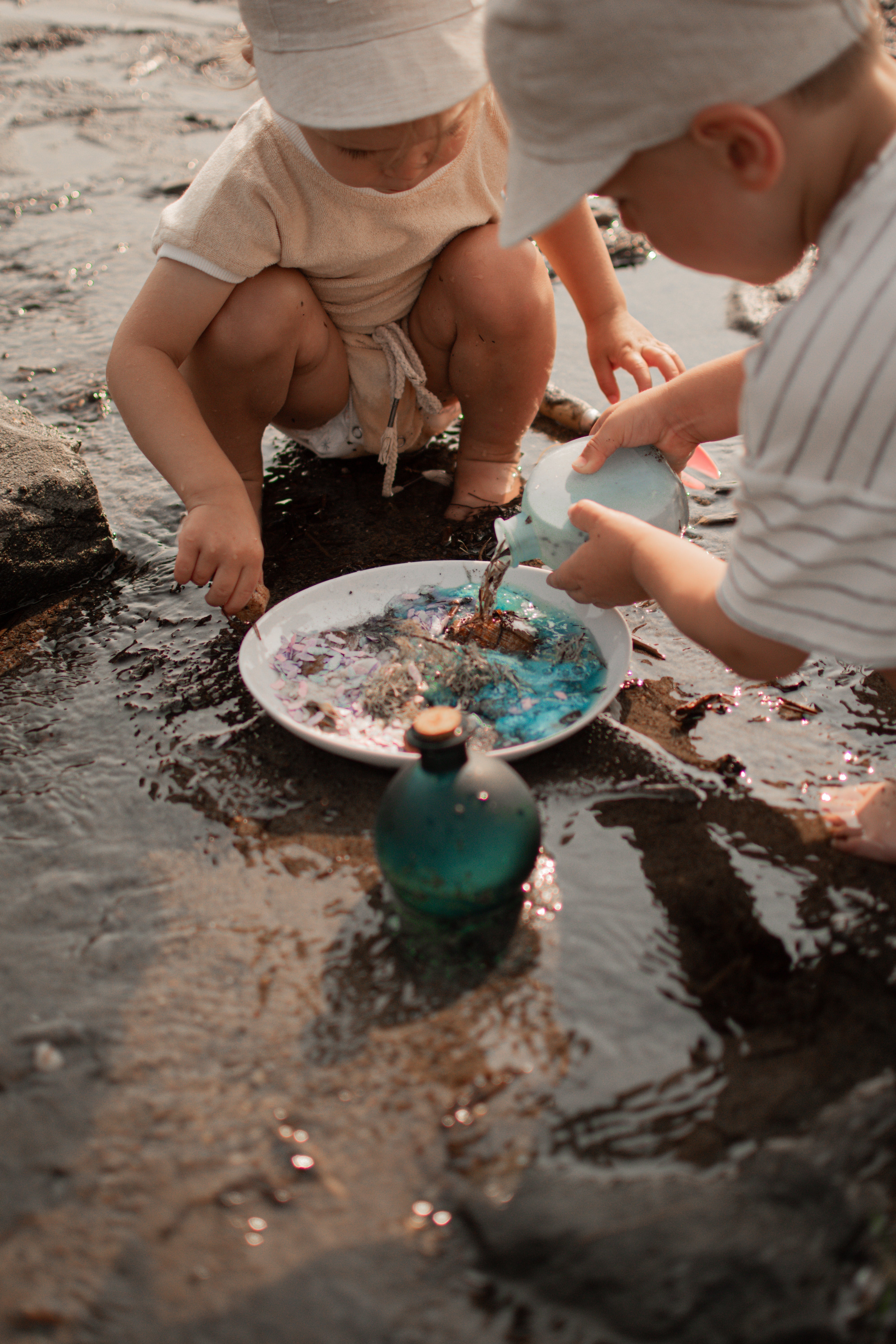 5 Magical Summer Sensory Activities for Screen-Free Family Fun (At the Campground, Cabin, or in the Backyard)